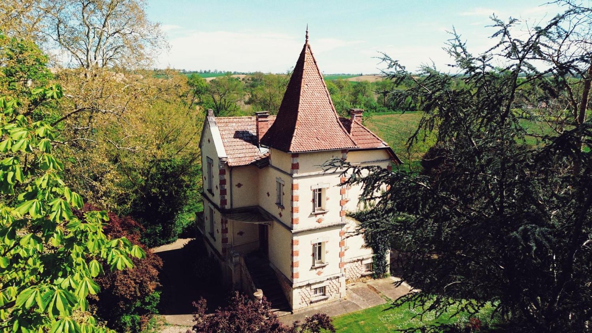 مبيت وإفطار Fleurance Petit Chateau Le Piot المظهر الخارجي الصورة